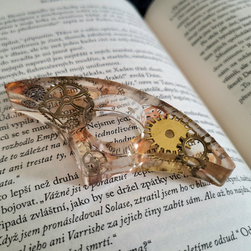 Steampunkový držák — foto 2