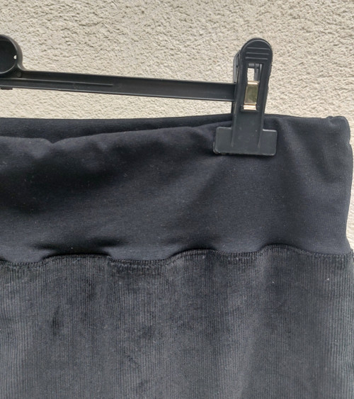 Sukně manšetrová černá — foto 2
