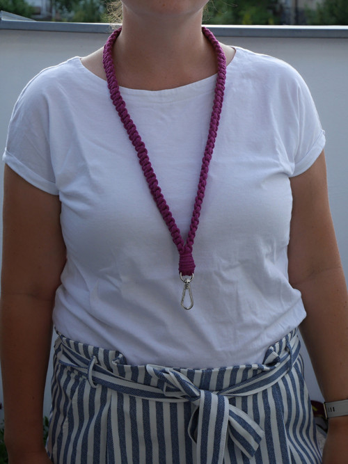 Macrame klíčenka — foto 2