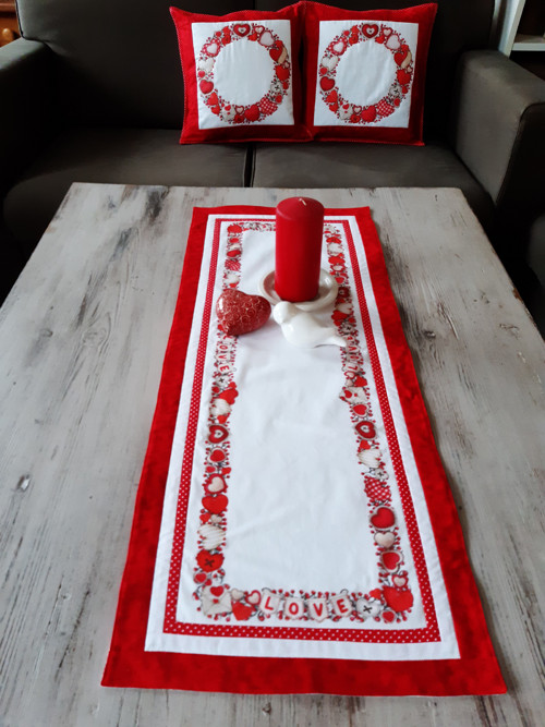 Středové prostírání se srdíčky II. — foto 3