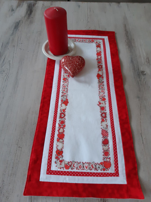Středové prostírání se srdíčky II. — foto 3