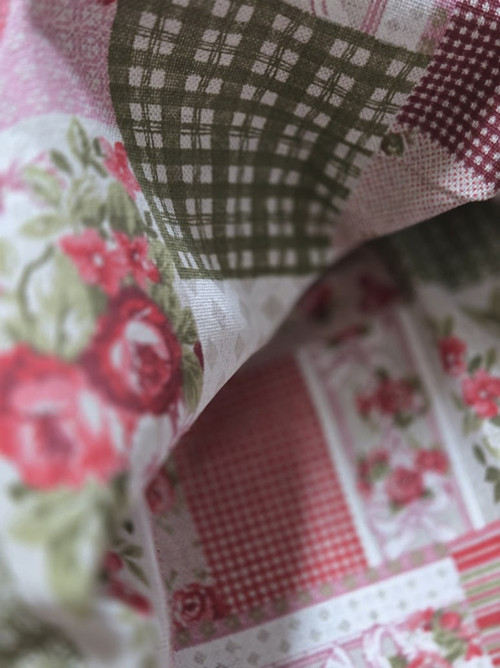 Látka - "venkovský patchwork červený" — foto 2