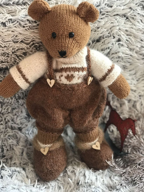 Pletený medvídek v boho stylu — foto 5