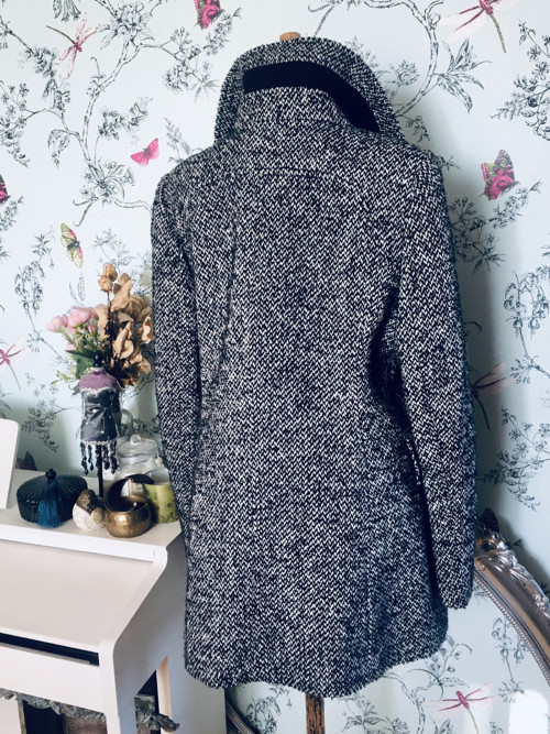 Kabát luxusní značkový vlněný — foto 5