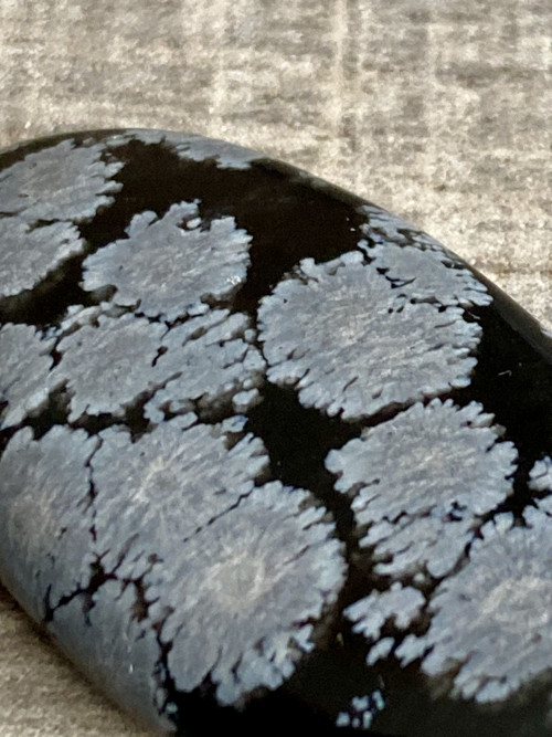 Obsidián vločkový- kabošon, ovál, 20 Ct. — foto 6