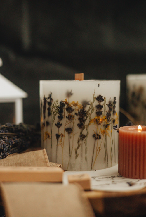 Aromatická svíčka "Levandulová pole" — foto 4