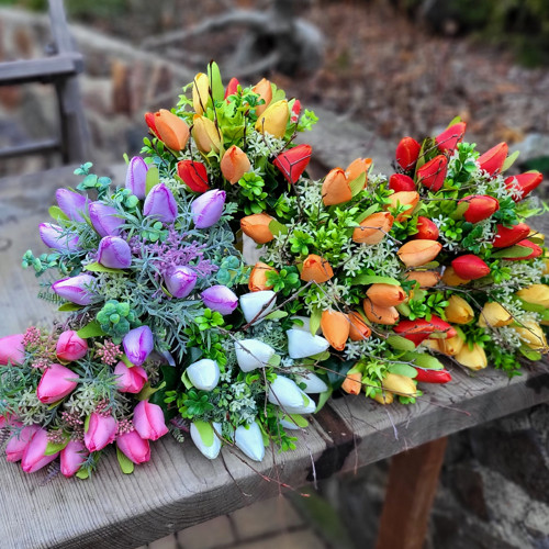 Menší tulipánová kytice - bílá — foto 2