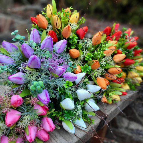 Menší tulipánová kytice - bílá — foto 3