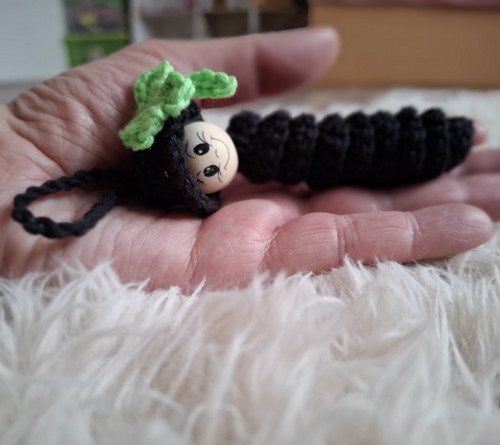 Háčkovaný červík kominíček — foto 2