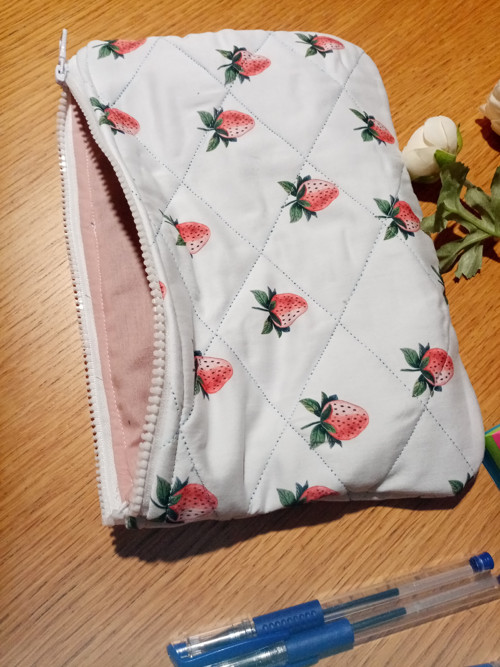 Obal na tablet jahůdky — foto 3