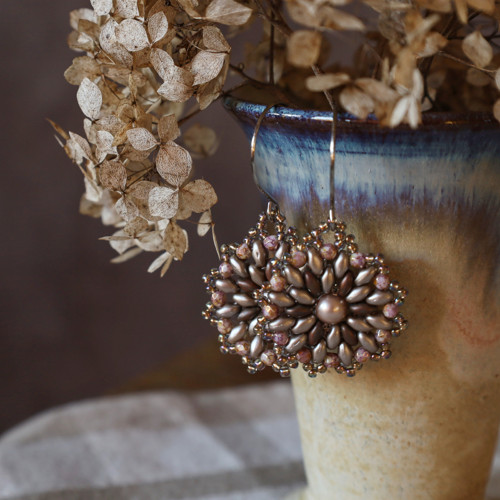Mocha Mousse, náušnice z korálků — foto 3
