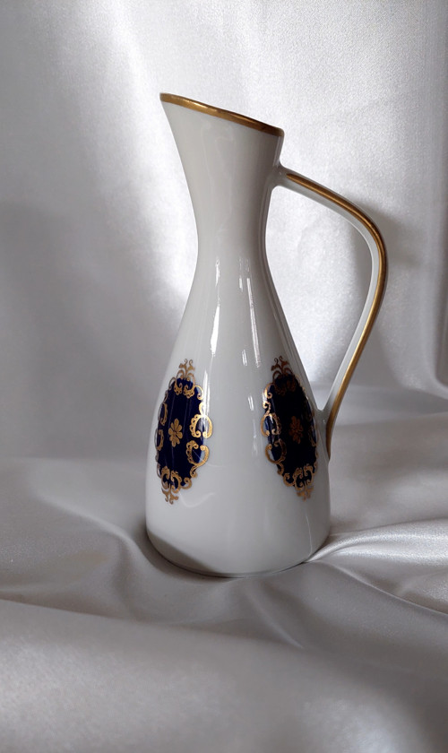 Porcelánová menší váza — foto 2