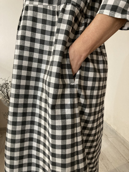 GINGham Boho šaty /bavlna/ šedo-biele — foto 5