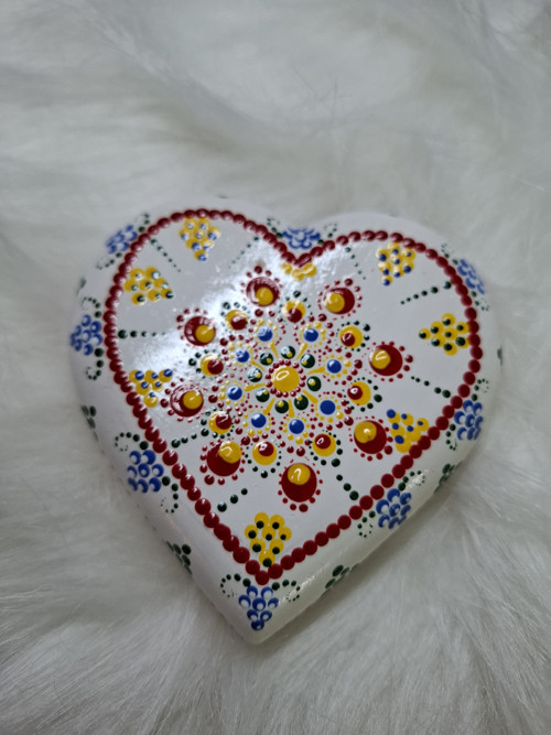 Srdce malovaný kámen, mandala — foto 3