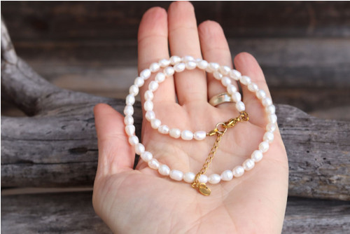 Perlový náhrdelník choker — foto 2