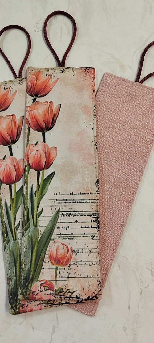 Záložka *TULIPÁNY* — foto 2