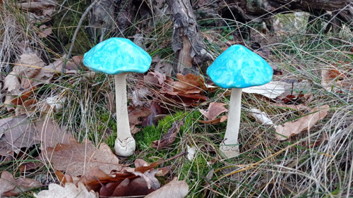 Keramika - zápich houbička modrozelená. — foto 3