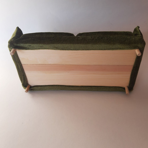 Sofa pro Barbie-zelený lesklý samet — foto 6
