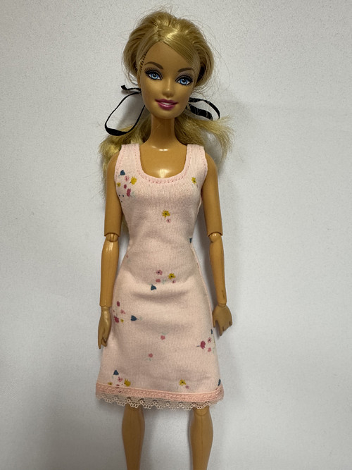Noční košilka pro barbie — foto 3