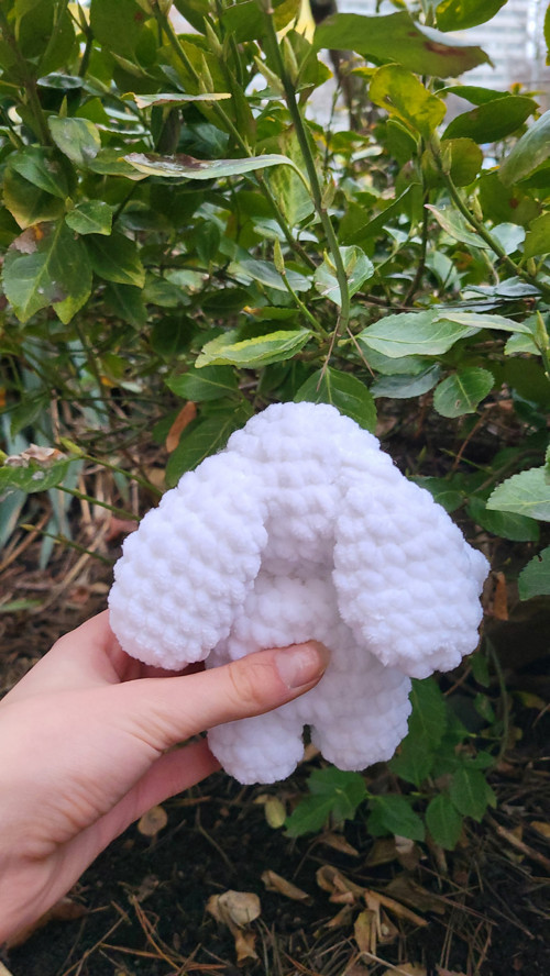 Háčkovaný mini králíček — foto 3