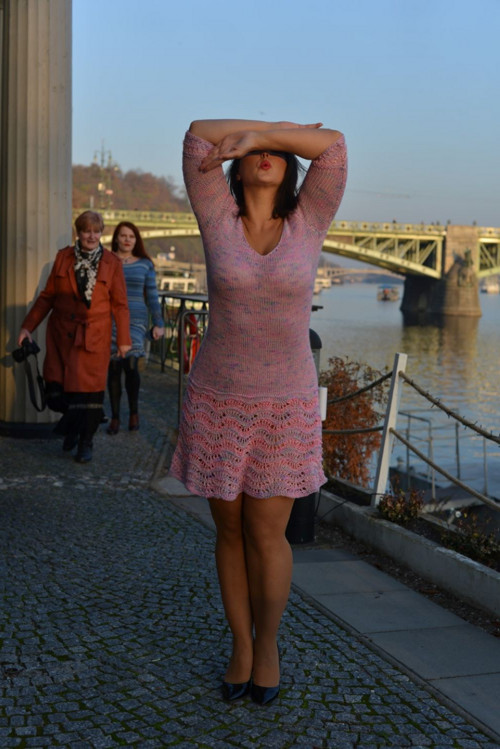 Popis na pletené šaty Princess — foto 3