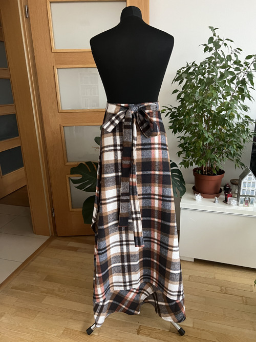 Flanelová suknička na viazanie — foto 2