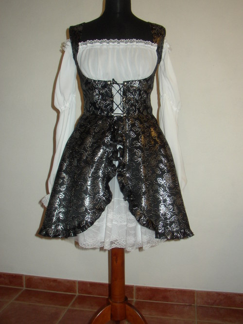 Kostým Pirátka — foto 2