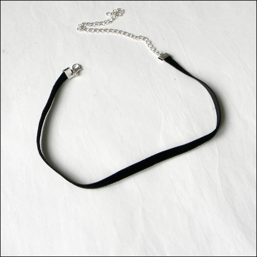 Gotický sametový obojek-choker - š.0,6cm — foto 2