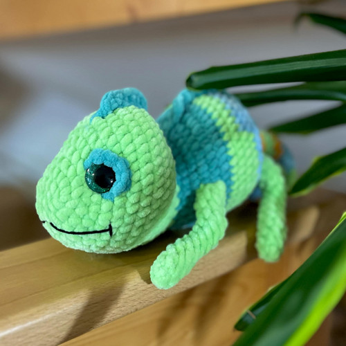 Háčkovaný chameleon — foto 2
