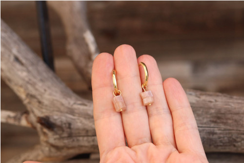 Náušnice kruhy slnečný kameň — foto 2