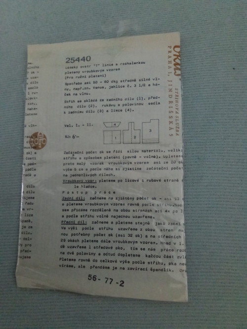 Dámský svetr — foto 2