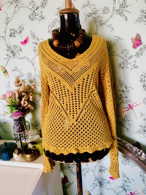 Svetřík boho ležérní háčkovaný — foto 2