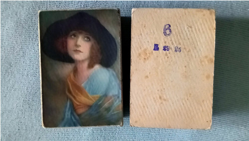 S kloboukem — foto 2