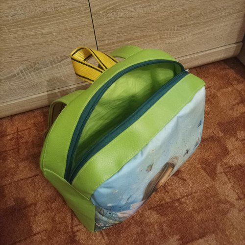 Dětský baťůžek — foto 2