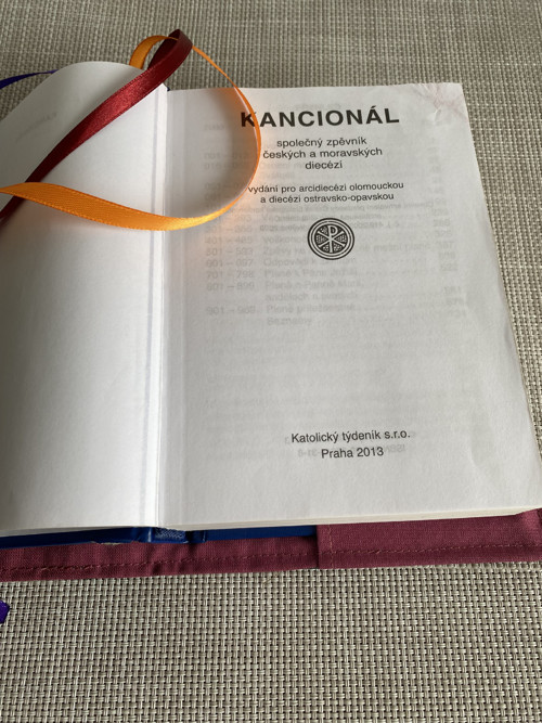 Textilní obal na Kancionál — foto 3