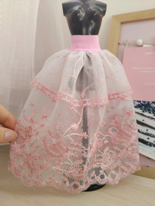 Barbie sukýnka — foto 2