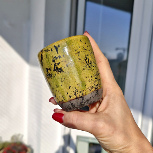 Mini květináč žlutozelený — foto 5