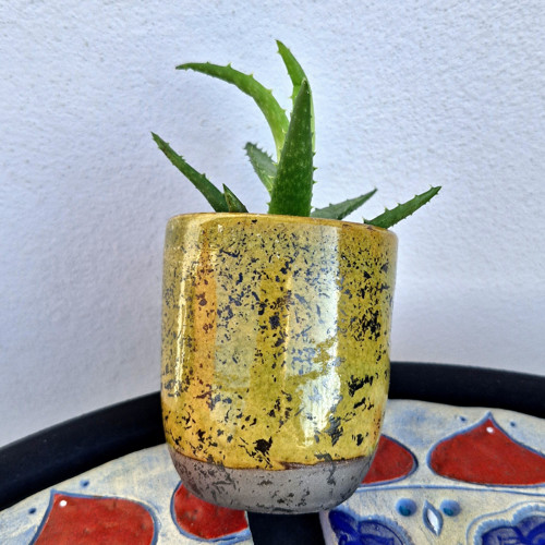 Mini květináč žlutozelený — foto 2