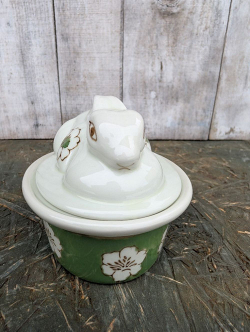 Retro porcelánová dóza, králík. — foto 2