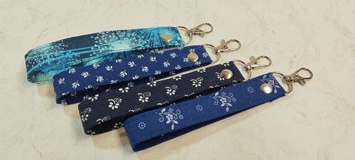 Klíčenka Blue Dandelion — foto 3