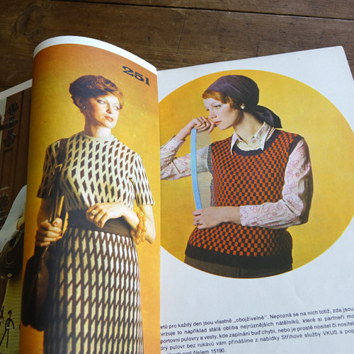 Katalog pletení a háčkování ... DANA — foto 3