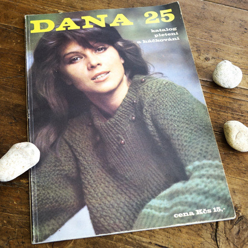 Katalog pletení a háčkování ... DANA — foto 2