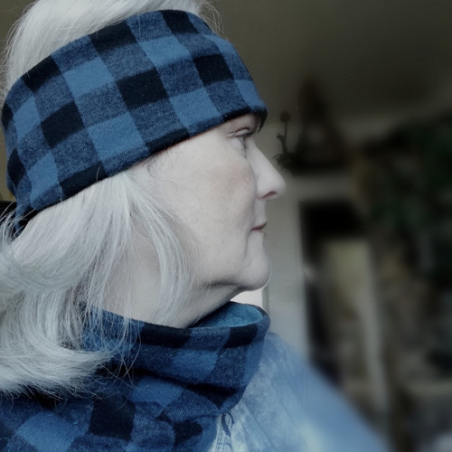 Nákrčník a čelenka- kostka — foto 2