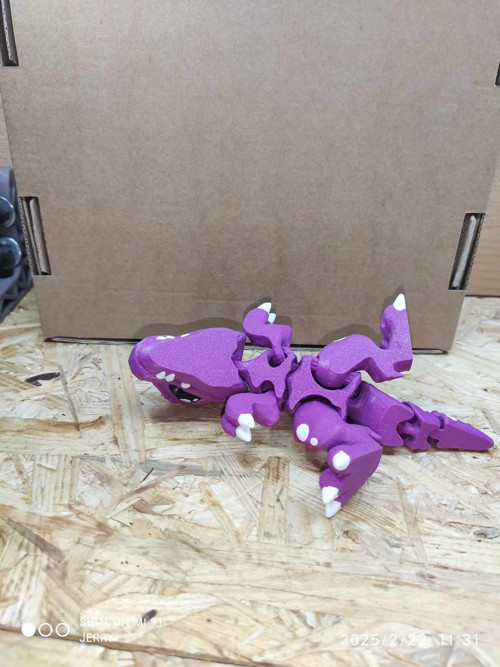 T-Rex se srdíčky — foto 4