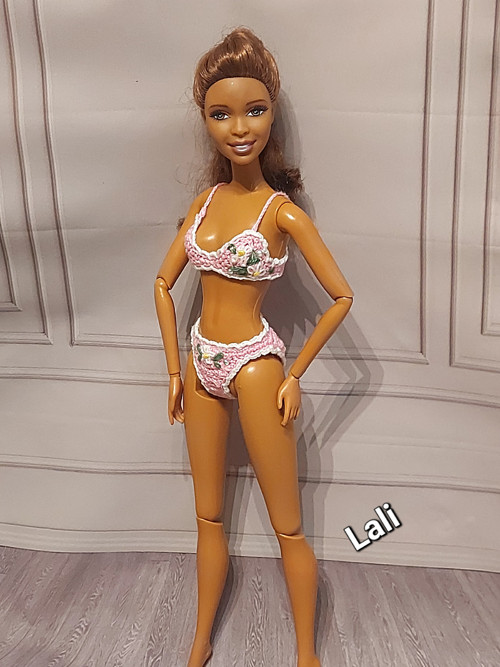 Háčkované spodní prádlo č.2 pro p. Barbie — foto 5