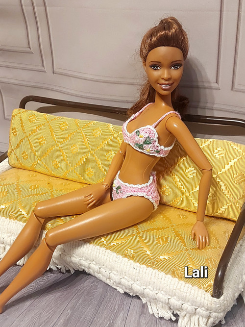 Háčkované spodní prádlo č.2 pro p. Barbie — foto 2