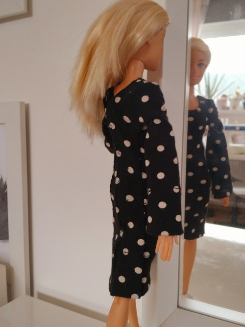 Šaty pro barbie plesové — foto 3