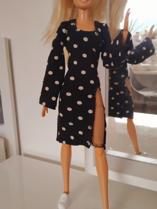 Šaty pro barbie plesové — foto 2
