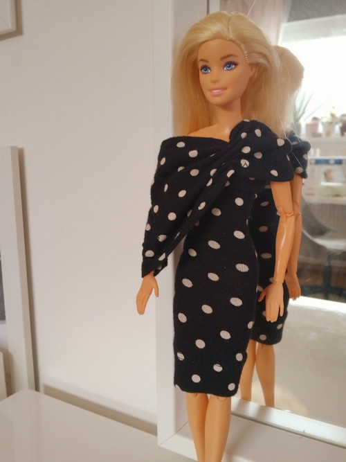 Šaty pro barbie plesové — foto 3