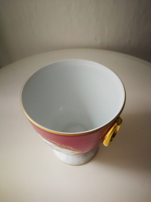 Porcelánový květník — foto 4